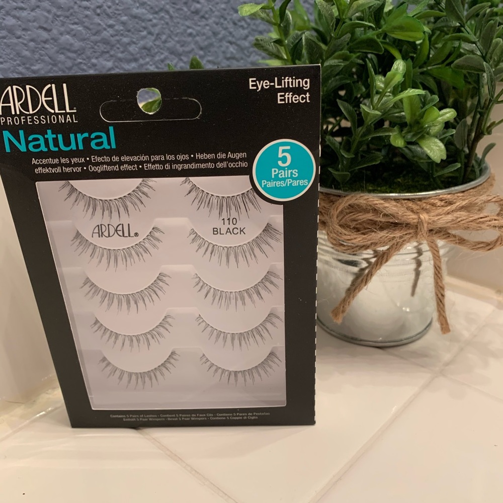 Ardell Professional Natural Eye lashes 👀💋